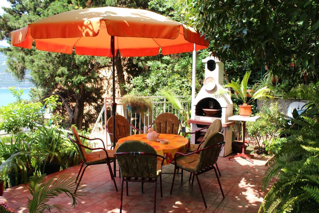 Guest House Tomanovic Χέρτσεγκ Νόβι Εξωτερικό φωτογραφία