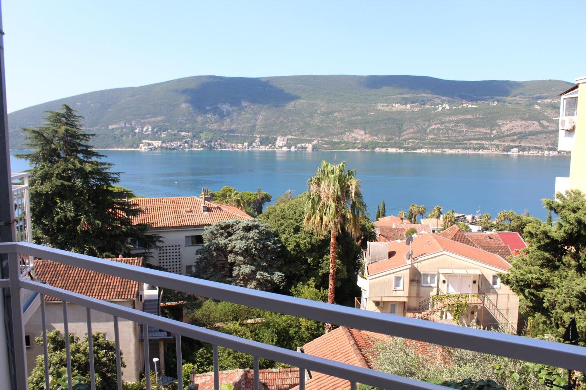 Guest House Tomanovic Χέρτσεγκ Νόβι Δωμάτιο φωτογραφία