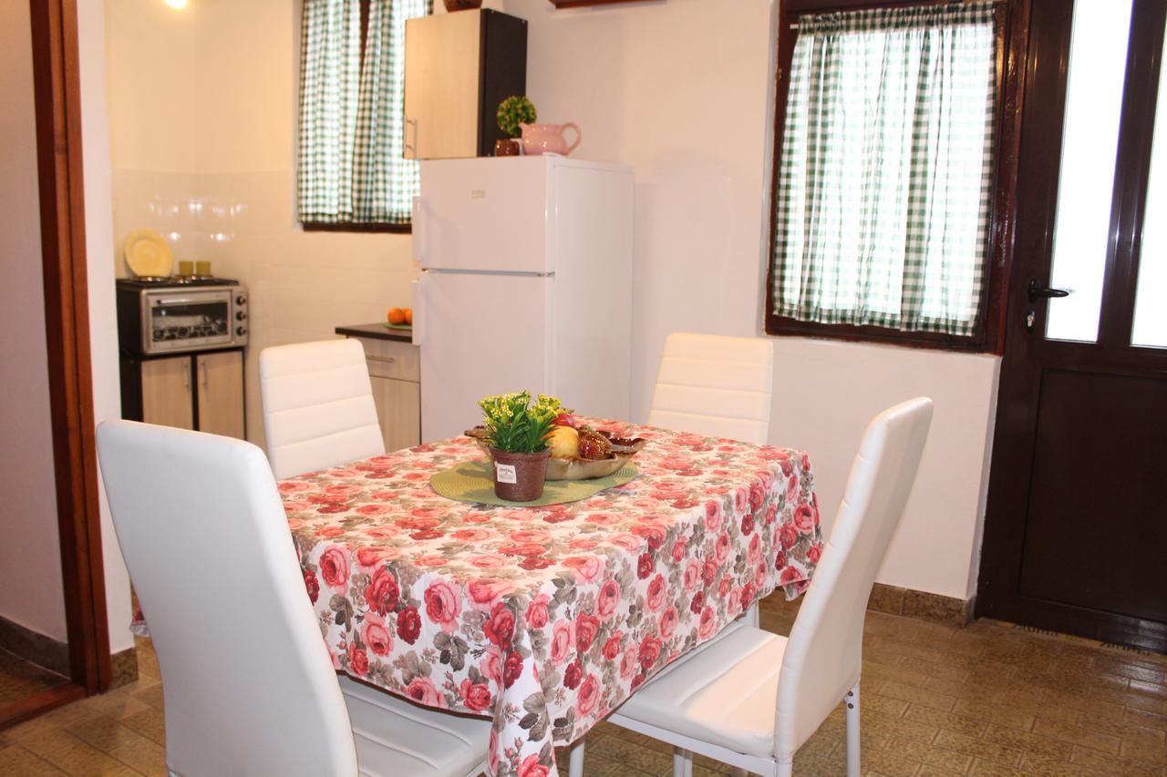 Guest House Tomanovic Χέρτσεγκ Νόβι Εξωτερικό φωτογραφία